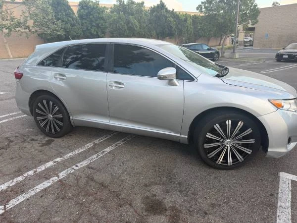 2013 Toyota Venza - Image 2 of 19