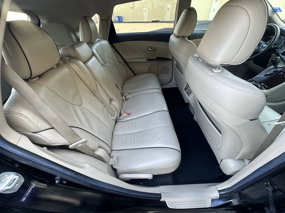 2013 Toyota Venza - Image 12 of 15