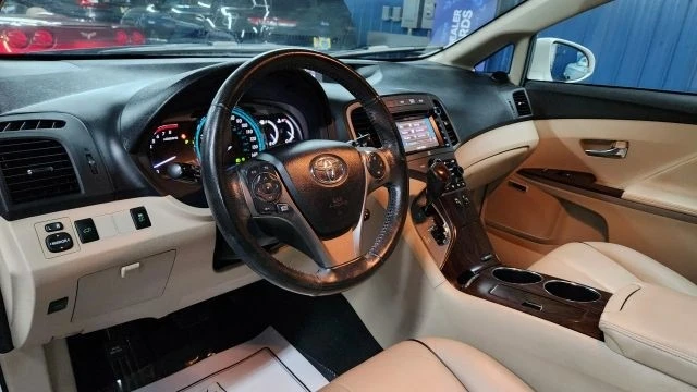 2013 Toyota Venza - Image 8 of 12