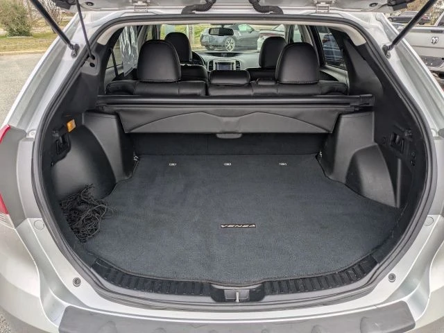 2013 Toyota Venza - Image 18 of 21