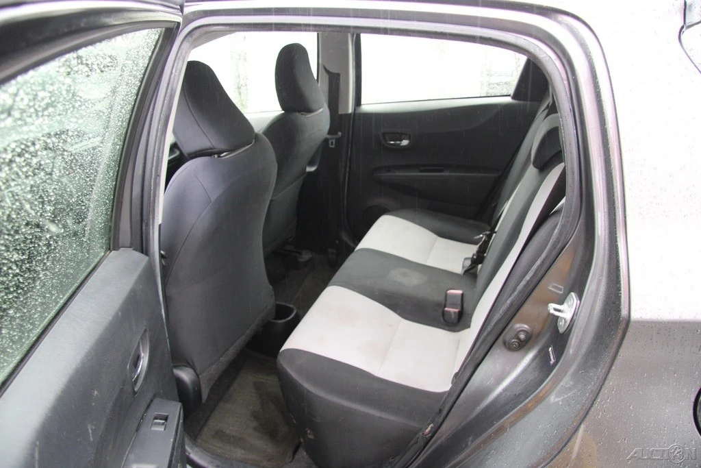 2013 Toyota Yaris - Image 21 of 21