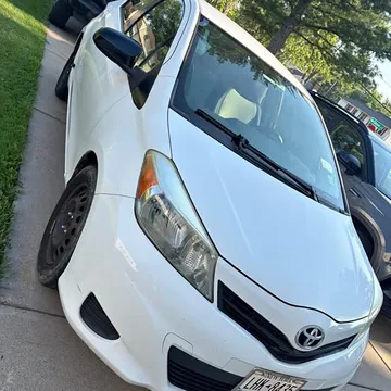 2013 Toyota Yaris Hatchback