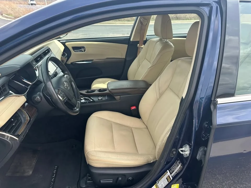 2013 Toyota Avalon 4th Gen - Image 5 of 16