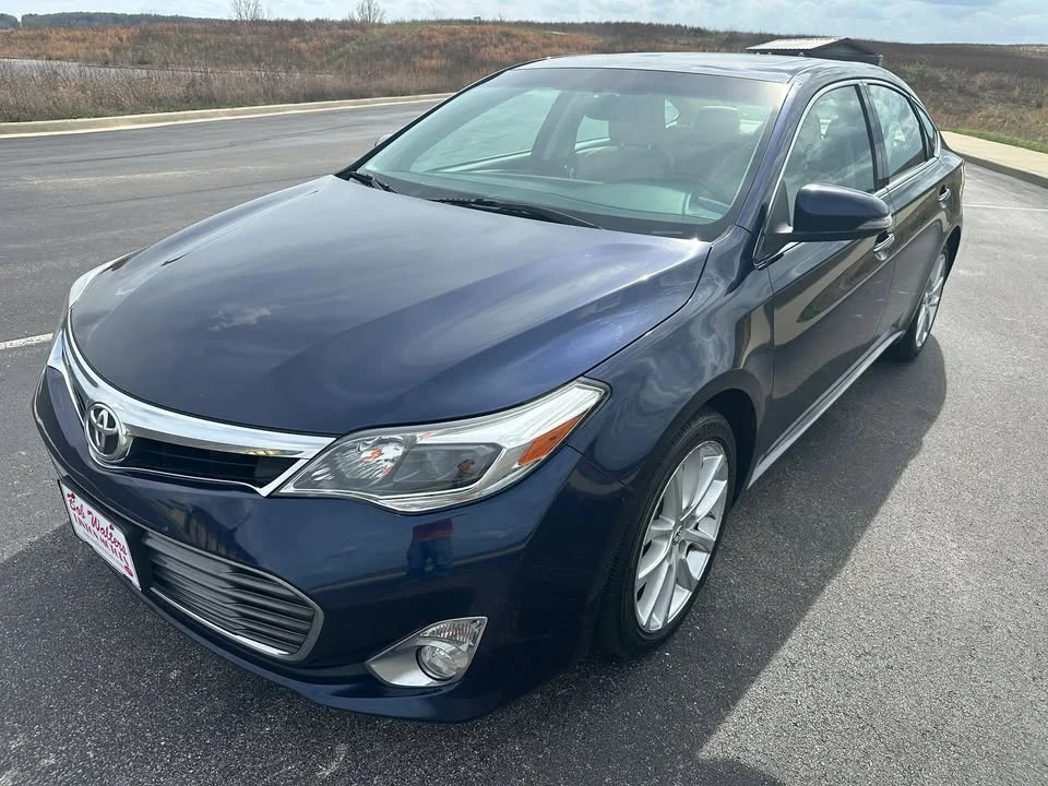 2013 Toyota Avalon 4th Gen - Image 4 of 16