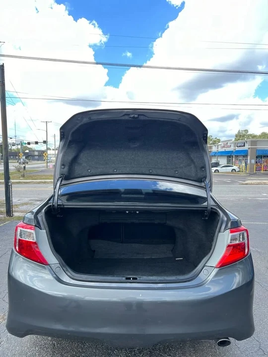 2013 Toyota Camry 7th Gen - Image 19 of 20