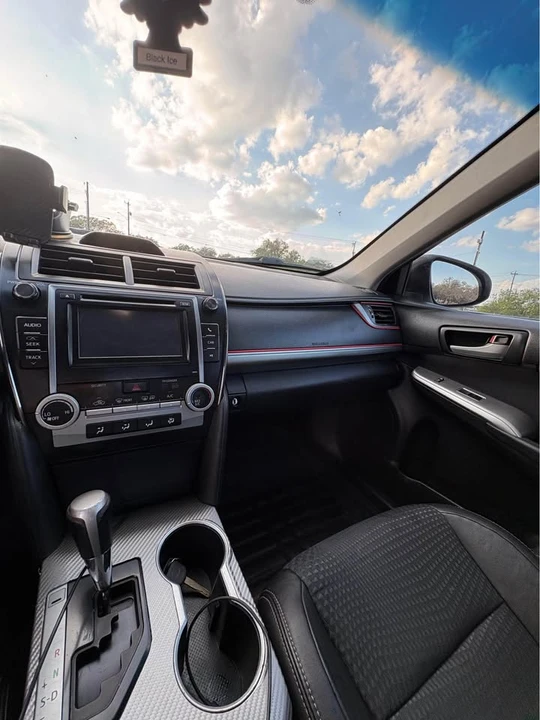 2013 Toyota Camry 7th Gen - Image 6 of 8