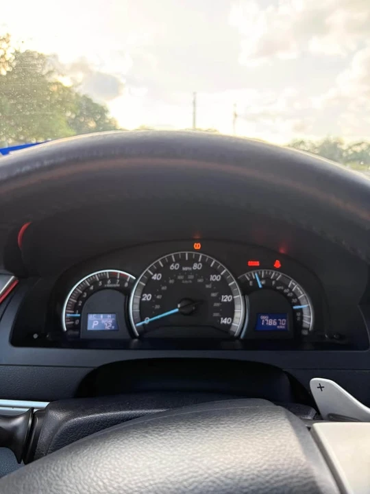 2013 Toyota Camry 7th Gen - Image 7 of 8