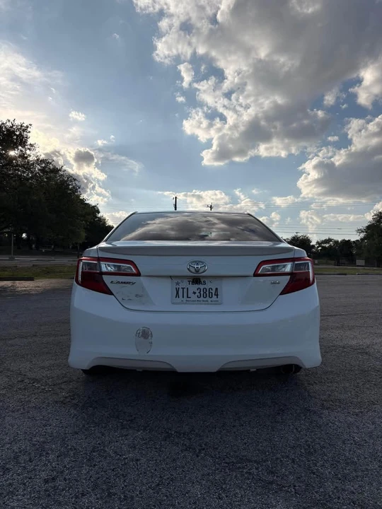 2013 Toyota Camry 7th Gen - Image 4 of 8
