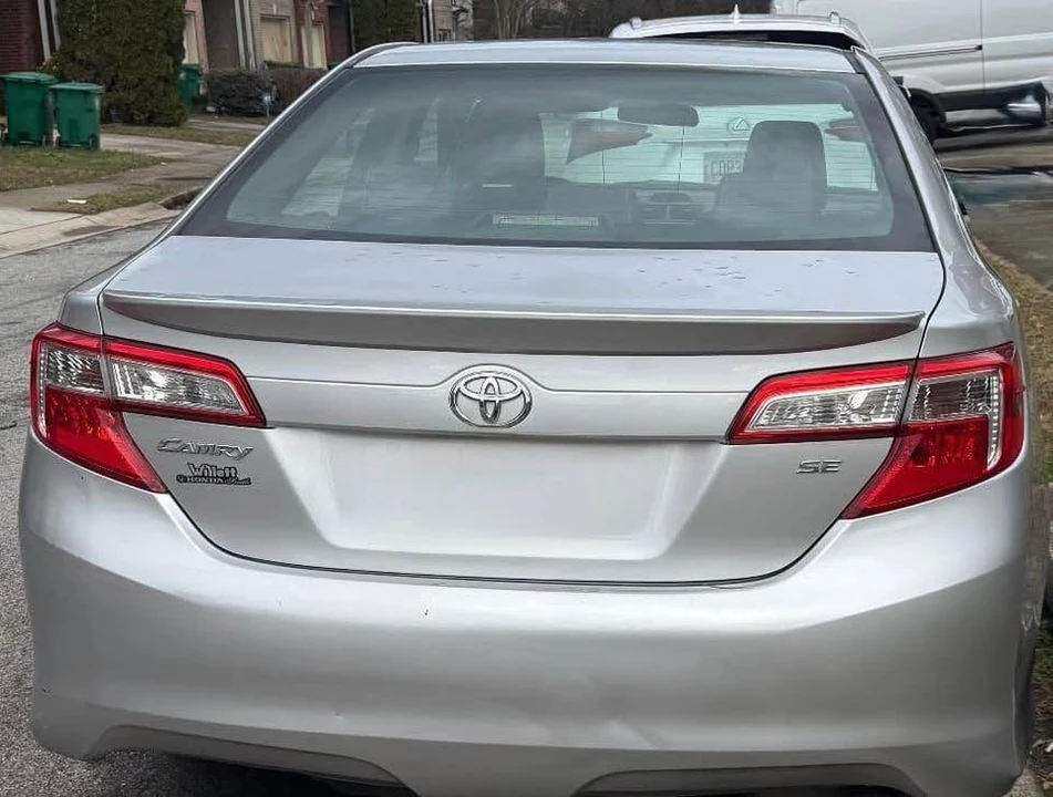 2013 Toyota Camry 7th Gen - Image 12 of 13