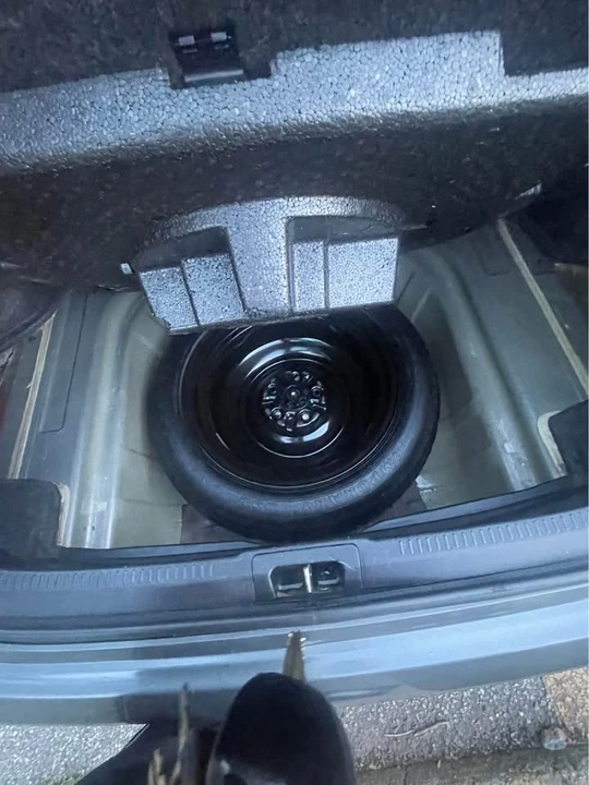 2013 Toyota Camry 7th Gen - Image 8 of 19