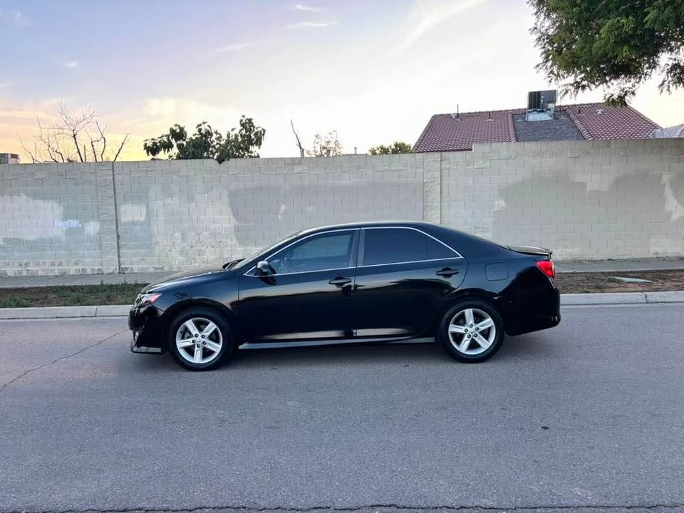 2013 Toyota Camry 7th Gen - Image 3 of 17