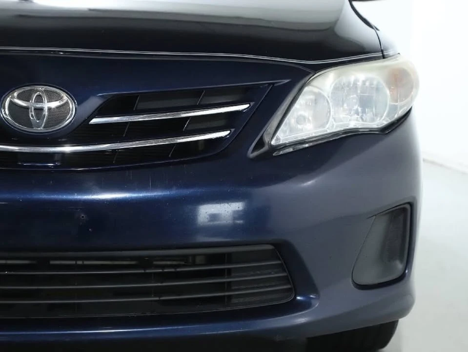 2013 Toyota Corolla 10th Gen - Image 7 of 20