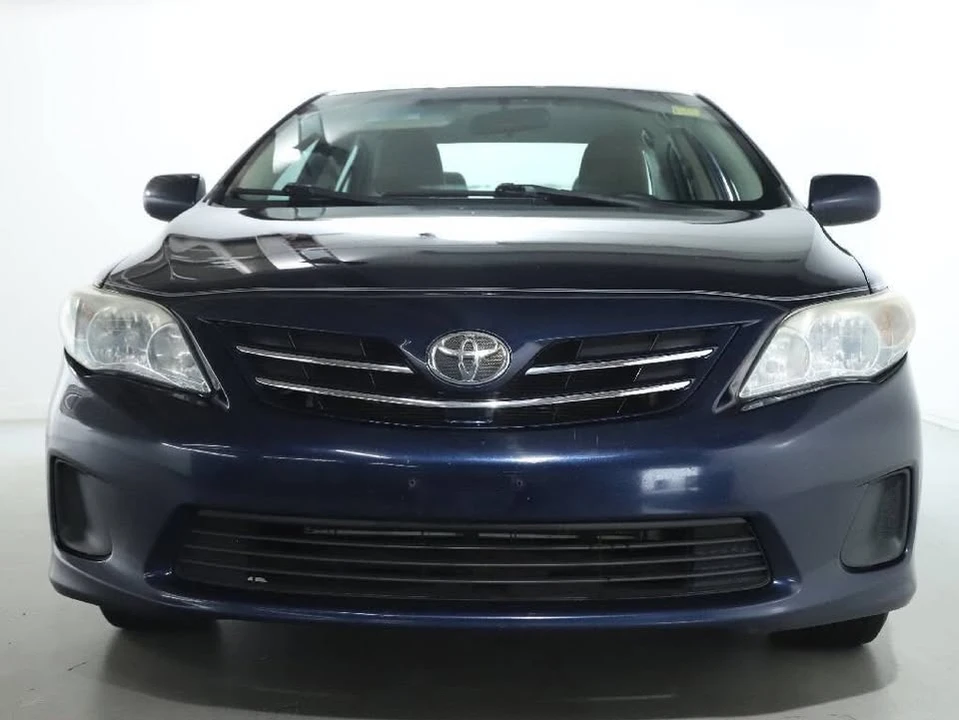 2013 Toyota Corolla 10th Gen - Image 5 of 20