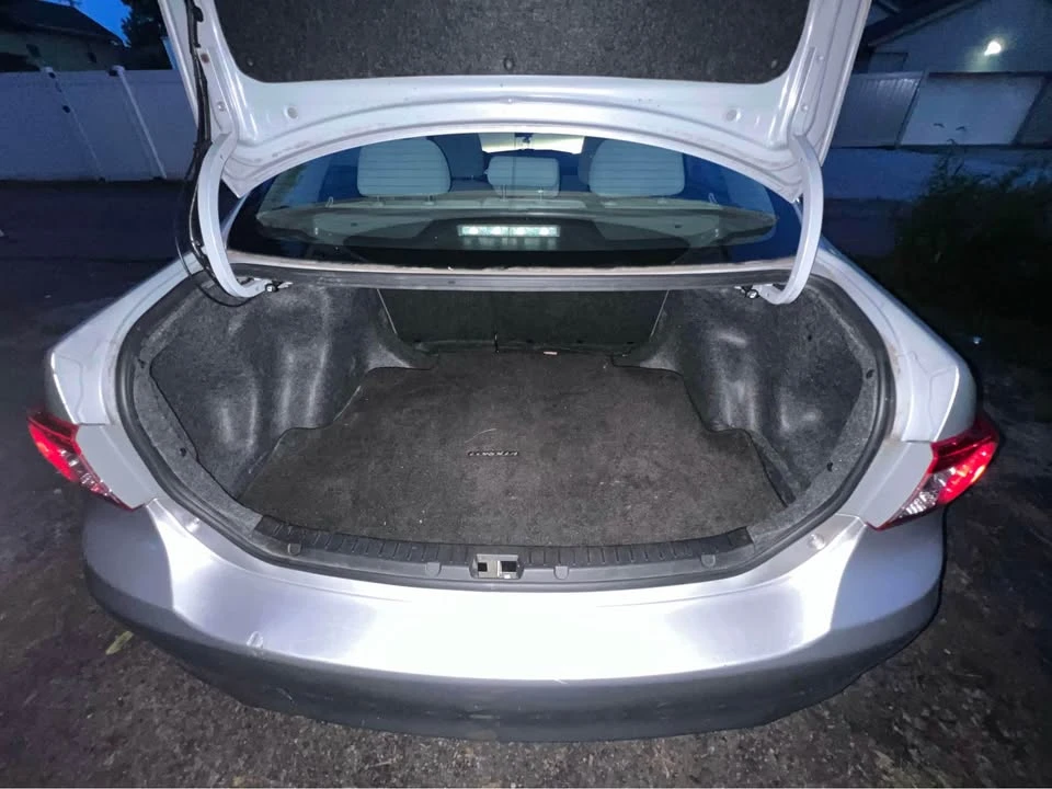 2013 Toyota Corolla 10th Gen - Image 8 of 10
