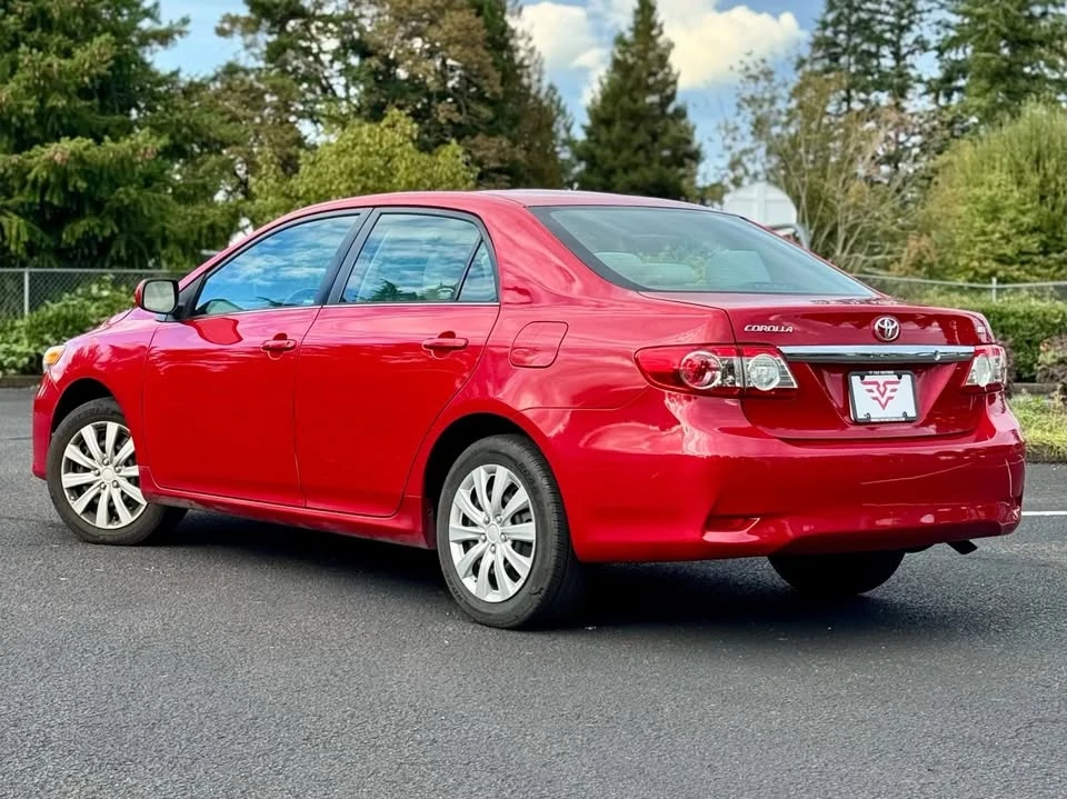 2013 Toyota Corolla 10th Gen - Image 8 of 10