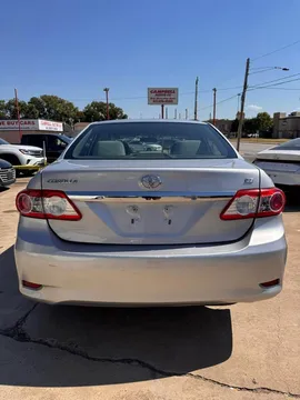2013 Toyota Corolla 11th Gen - Image 4 of 8