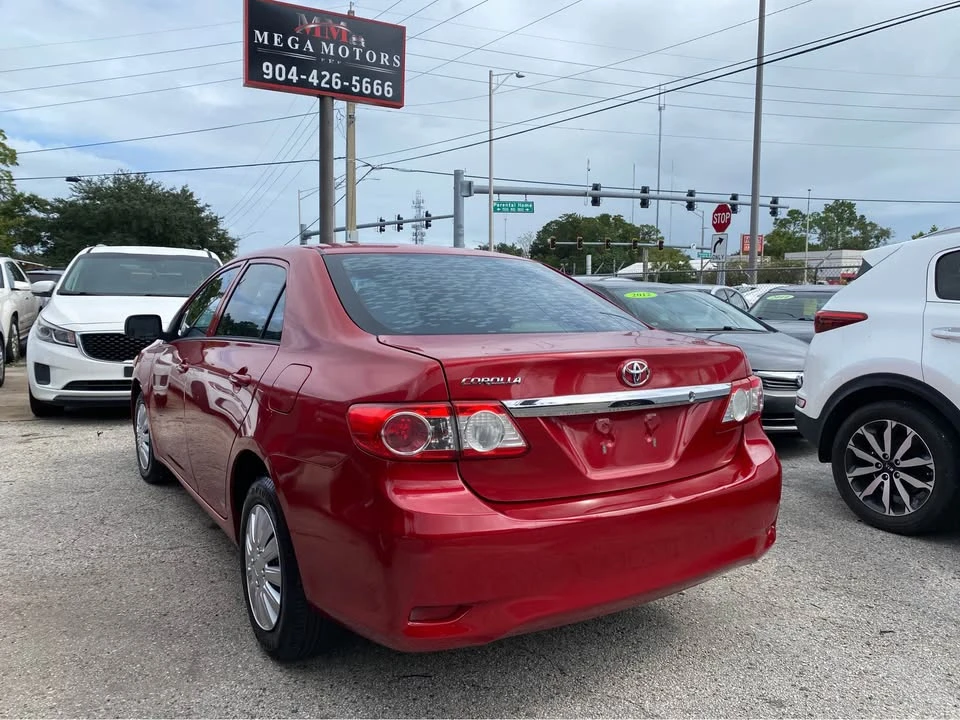 2013 Toyota Corolla 10th Gen - Image 4 of 9
