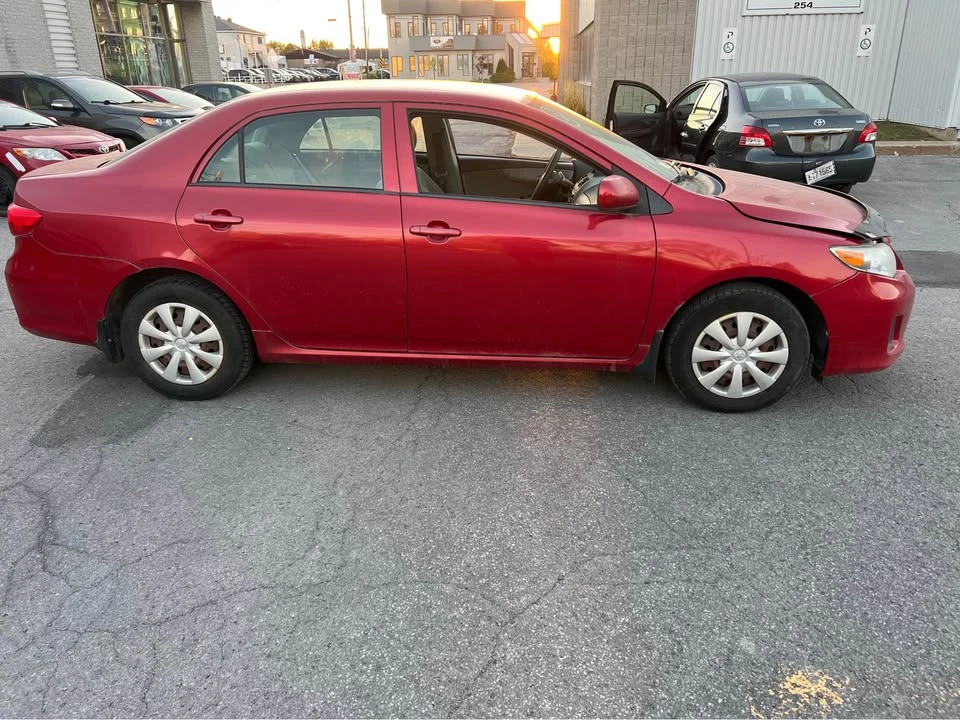2013 Toyota Corolla 10th Gen - Image 5 of 17