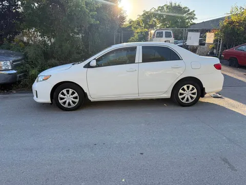 2013 Toyota Corolla 10th Gen - Image 3 of 9