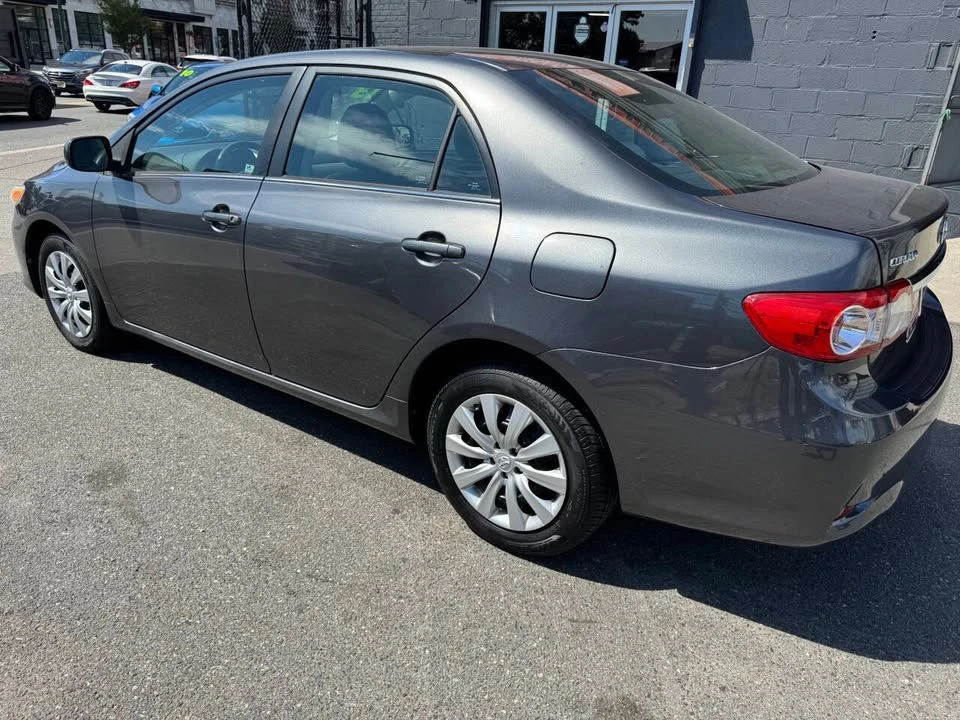 2013 Toyota Corolla 10th Gen - Image 18 of 19