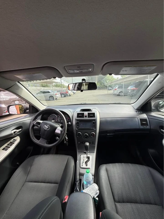 2013 Toyota Corolla 10th Gen - Image 5 of 7