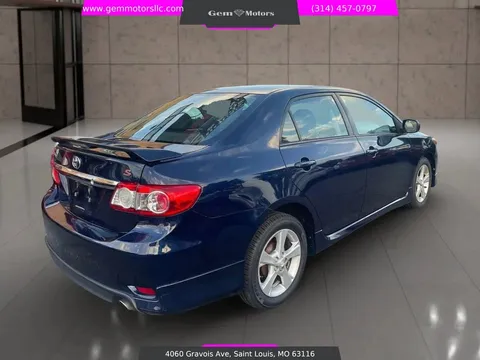 2013 Toyota Corolla 10th Gen - Image 2 of 15