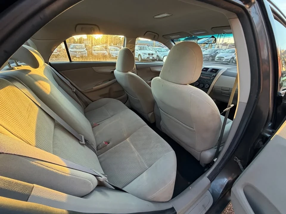 2010 Toyota Corolla 10th Gen - Image 14 of 19