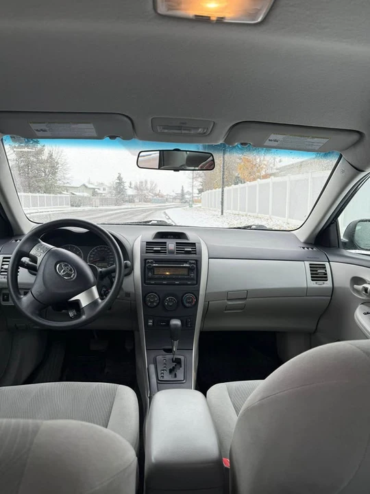 2013 Toyota Corolla 10th Gen - Image 9 of 12