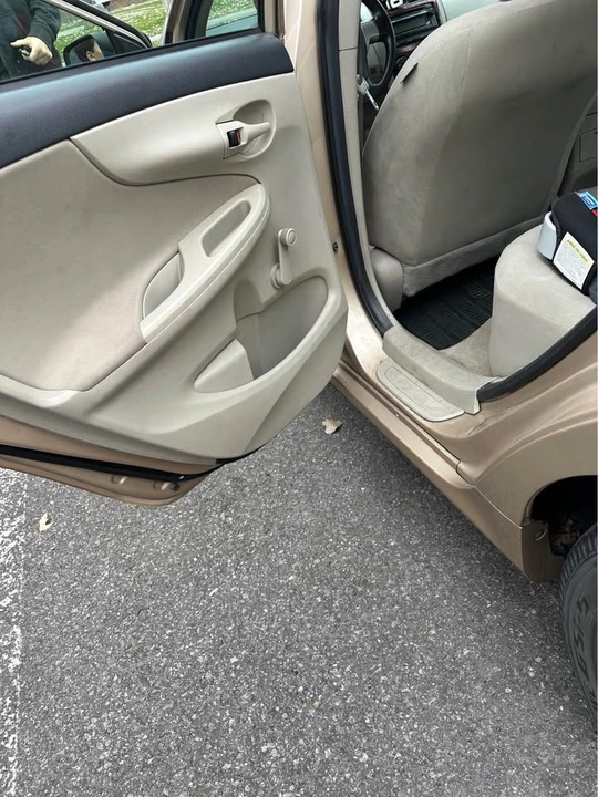 2013 Toyota Corolla 10th Gen - Image 8 of 8