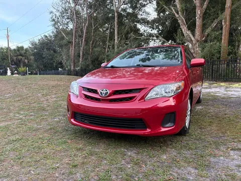 2013 Toyota Corolla 10th Gen - Image 2 of 10