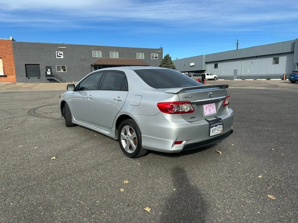 2013 Toyota Corolla 10th Gen - Image 4 of 7