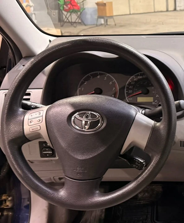 2013 Toyota Corolla 10th Gen - Image 9 of 12