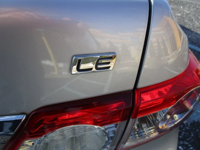 2013 Toyota Corolla 11th Gen - Image 18 of 20