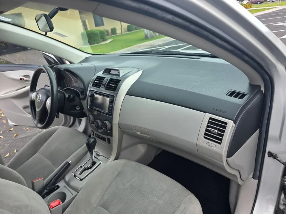 2013 Toyota Corolla 10th Gen - Image 17 of 20
