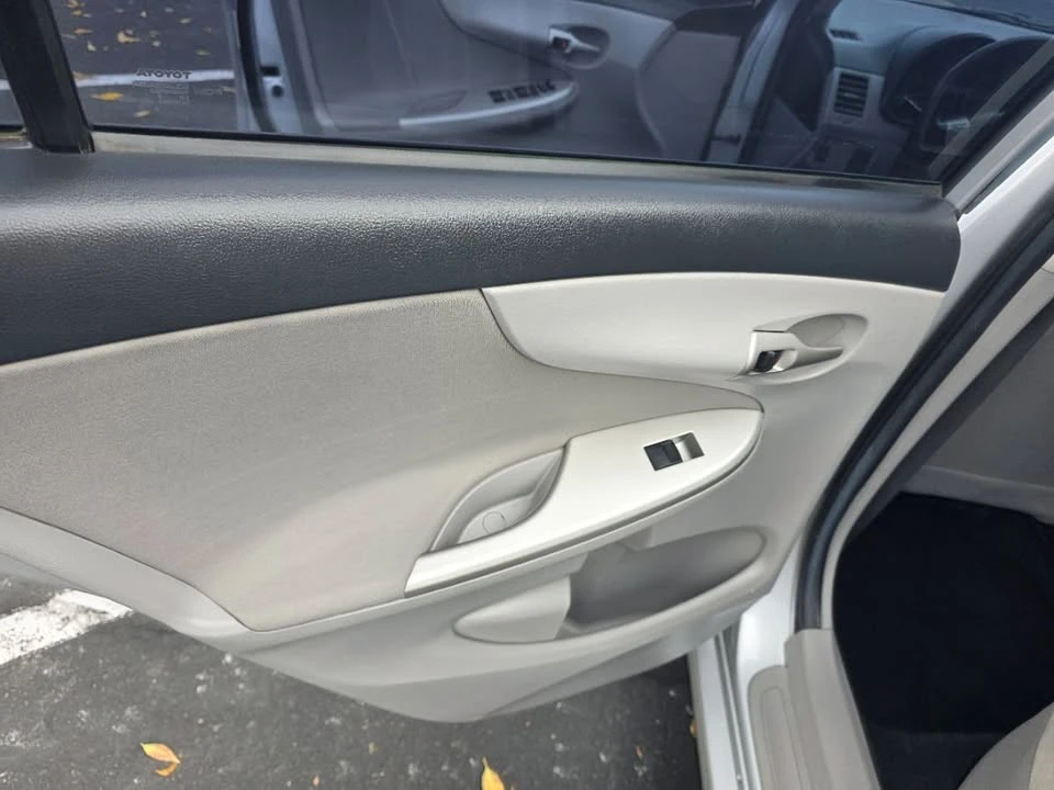 2013 Toyota Corolla 10th Gen - Image 18 of 20