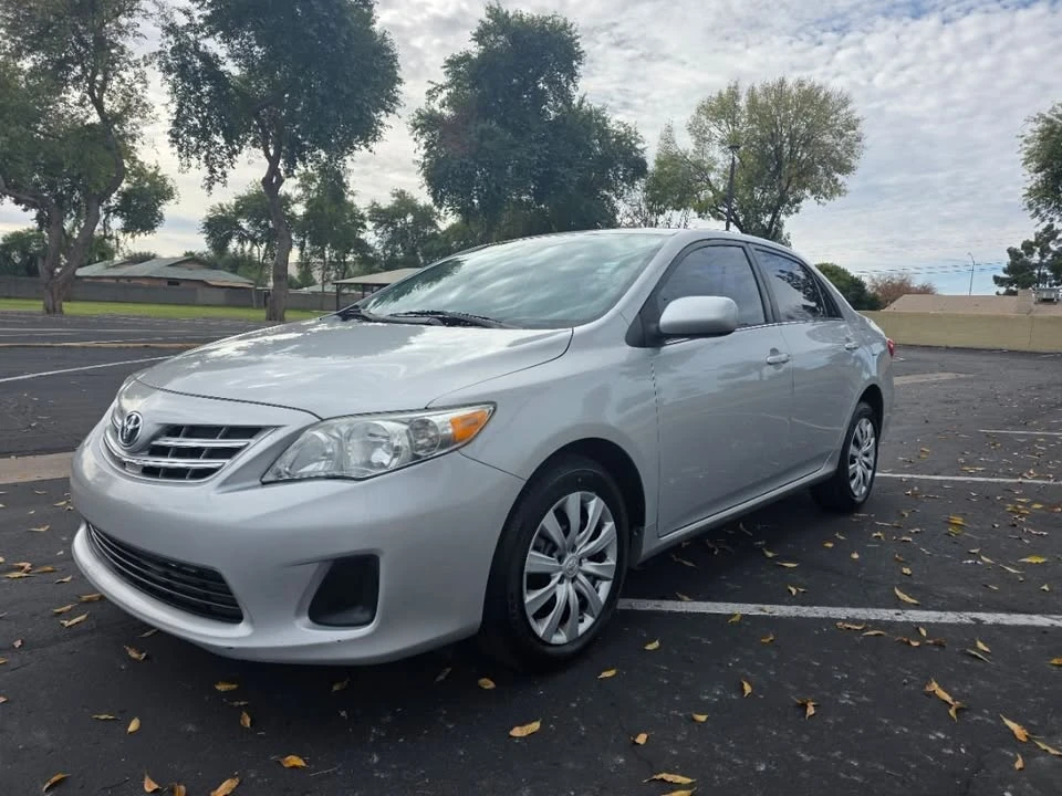 2013 Toyota Corolla 10th Gen - Image 10 of 20
