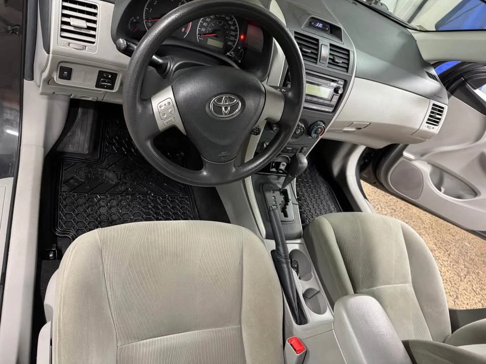 2013 Toyota Corolla 10th Gen - Image 7 of 8