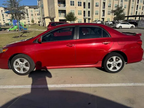 2013 Toyota Corolla 10th Gen - Image 4 of 5