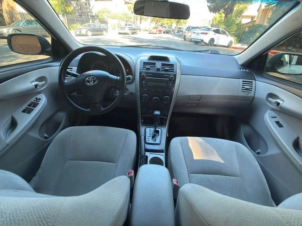 2013 Toyota Corolla 11th Gen - Image 13 of 16