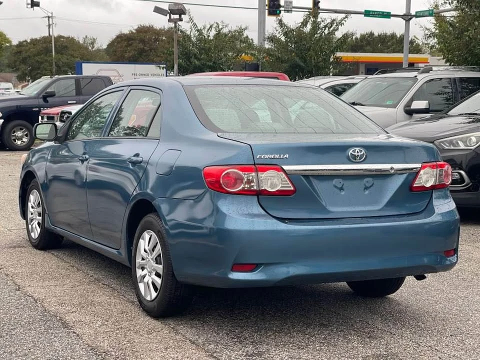 2013 Toyota Corolla 10th Gen - Image 4 of 12