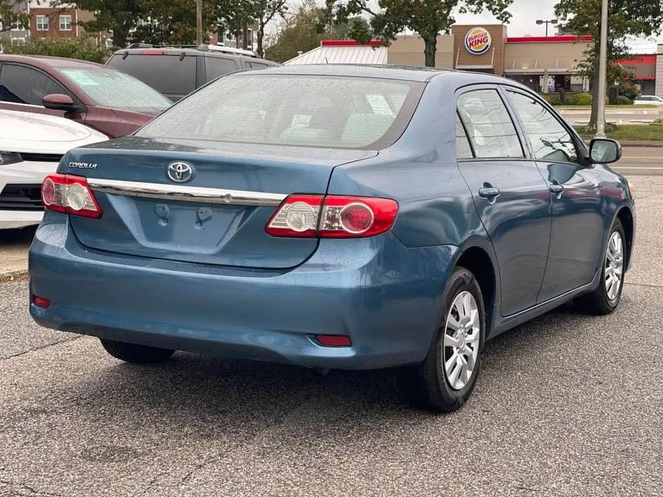 2013 Toyota Corolla 10th Gen - Image 3 of 12