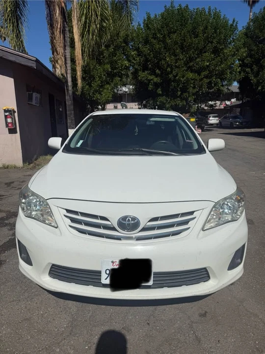 2013 Toyota Corolla 10th Gen - Image 3 of 9