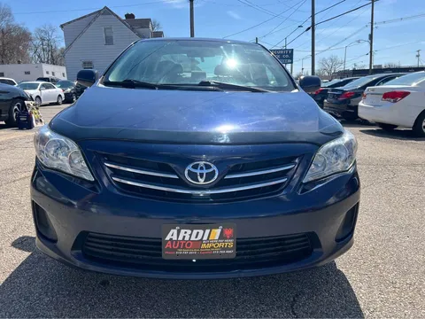 2013 Toyota Corolla 10th Gen - Image 2 of 17