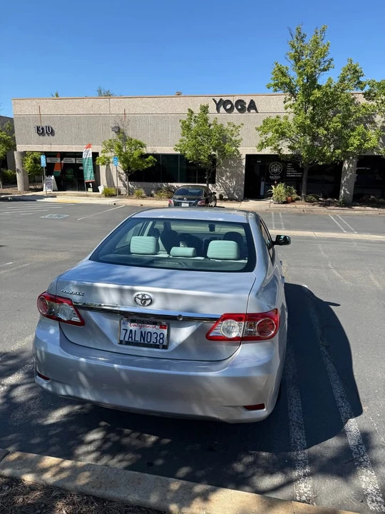 2013 Toyota Corolla 10th Gen - Image 4 of 9