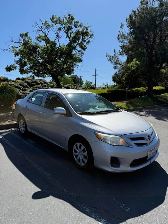 2013 Toyota Corolla 10th Gen - Image 1 of 9