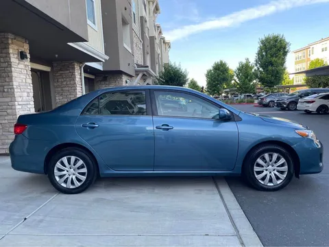 2013 Toyota Corolla 10th Gen - Image 4 of 19