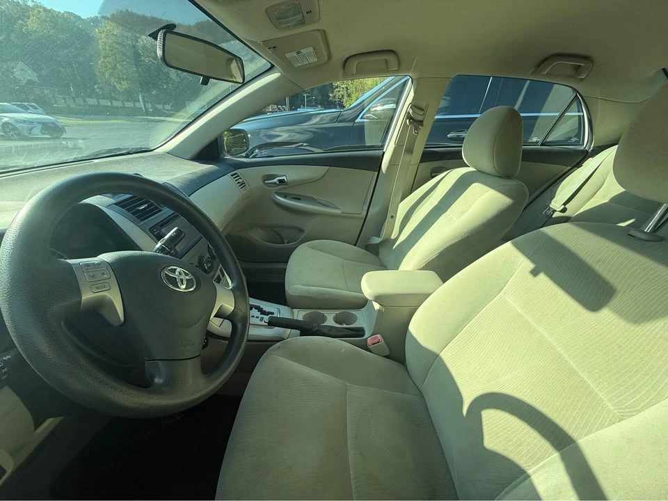 2013 Toyota Corolla 10th Gen - Image 5 of 6