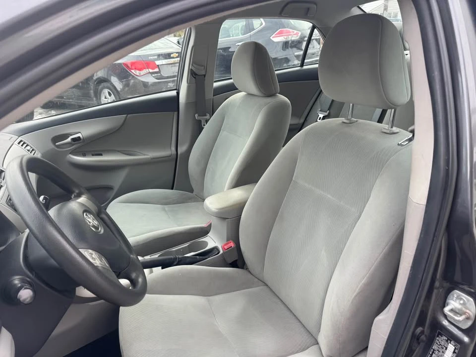 2013 Toyota Corolla 10th Gen - Image 12 of 15