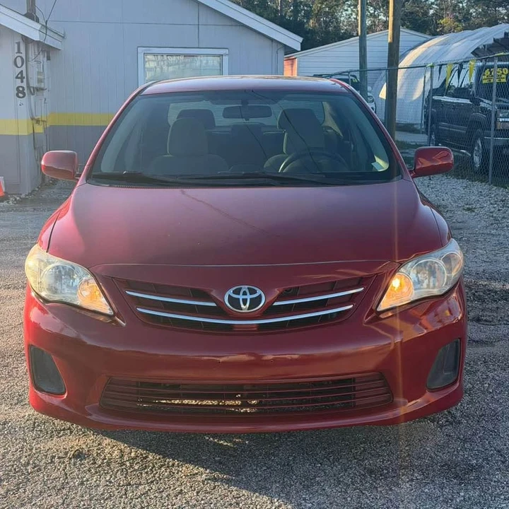 2013 Toyota Corolla 11th Gen - Image 3 of 15