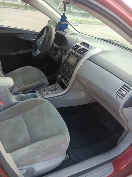 2013 Toyota Corolla 10th Gen - Image 8 of 12